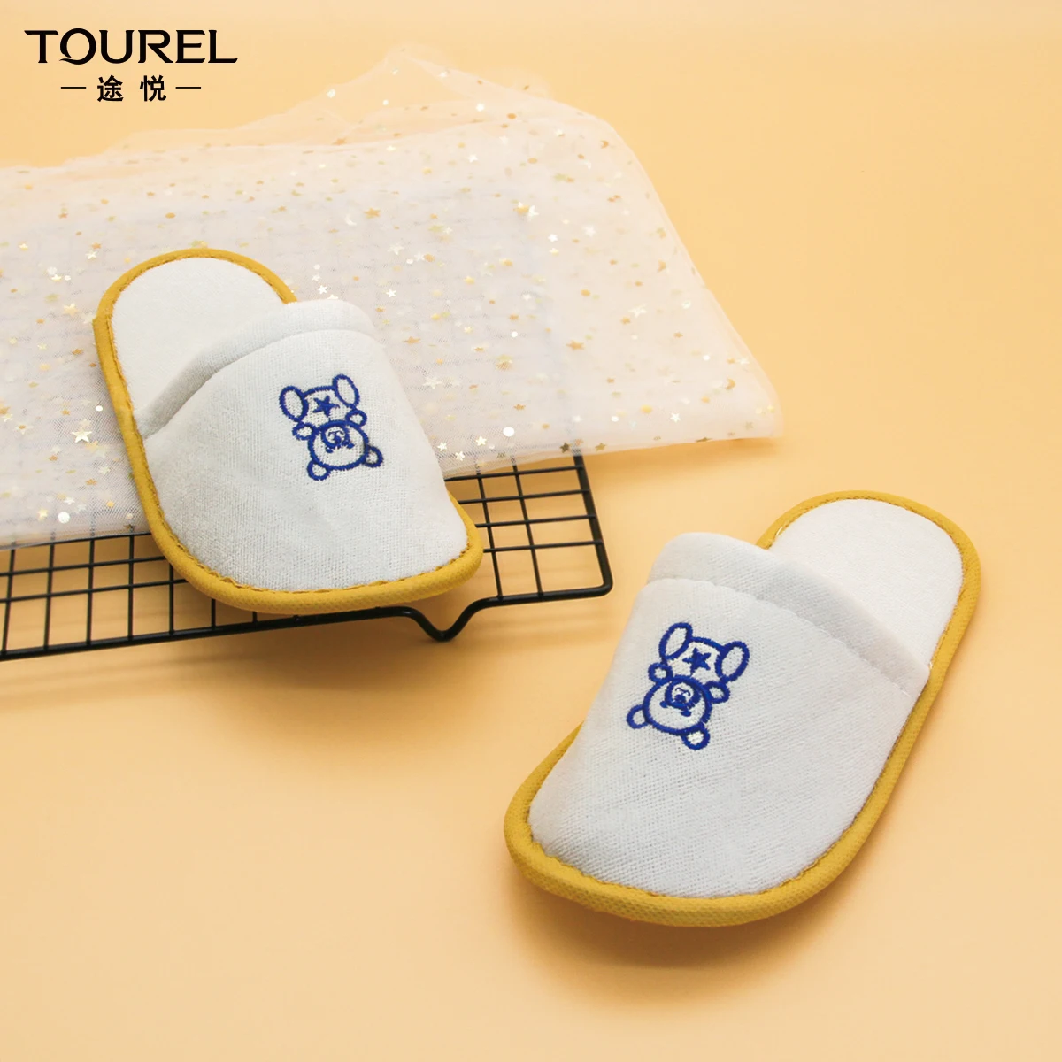 Personalised Hotel Bathroom Disposable Closed Toe White Coral Fleece Eva Sole 29x11cm Slipper For Adult