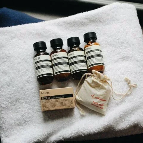 Amenity Ng Hotel Disposable Toiletries Gift Kit Amenities Set Natural Soap Suppliers Of Hotel Dry Amenities