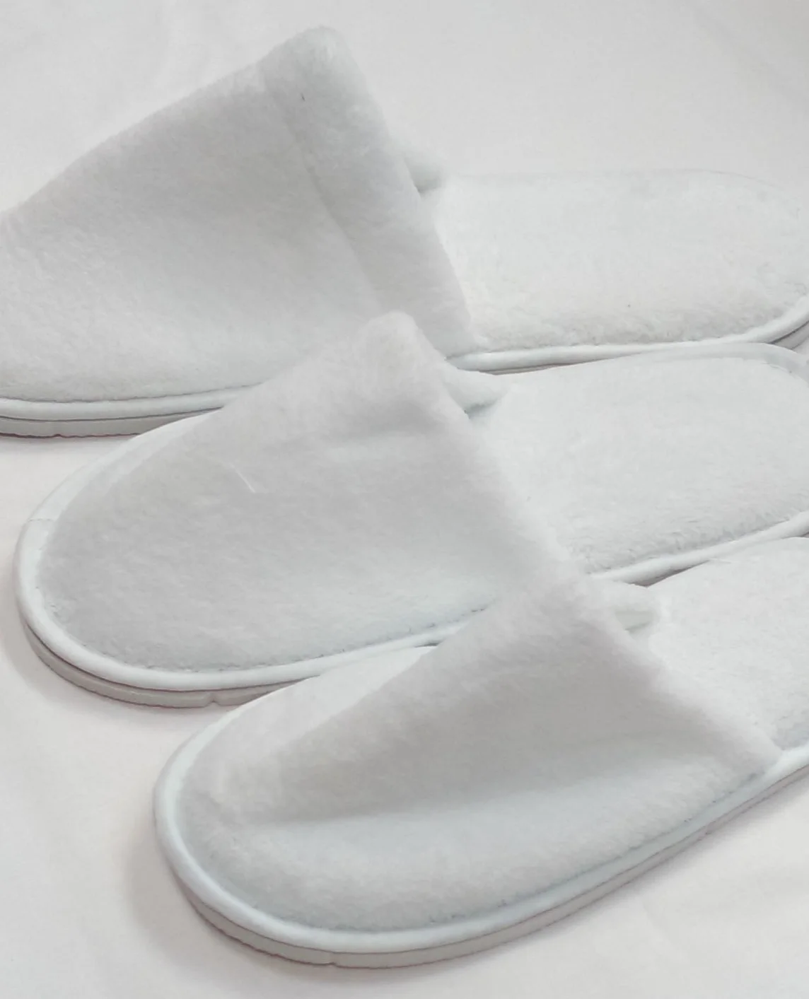 Wholesale Luxury Eco-friendly Custom Closed Toe Disposable Slippers Shoes For Hotels Inns Home Spa-hotel Amenities