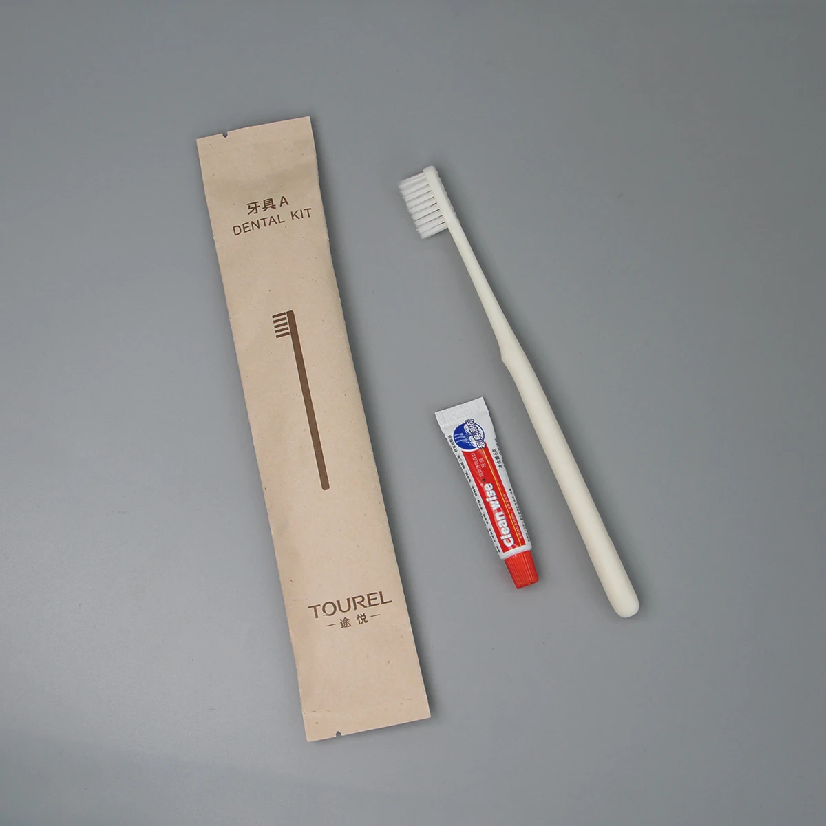 Kit de artículos de tocador para hotel OEM sin plástico, set de amenities desechables personalizado de lujo ecológico reciclable de papel de caña de azúcar