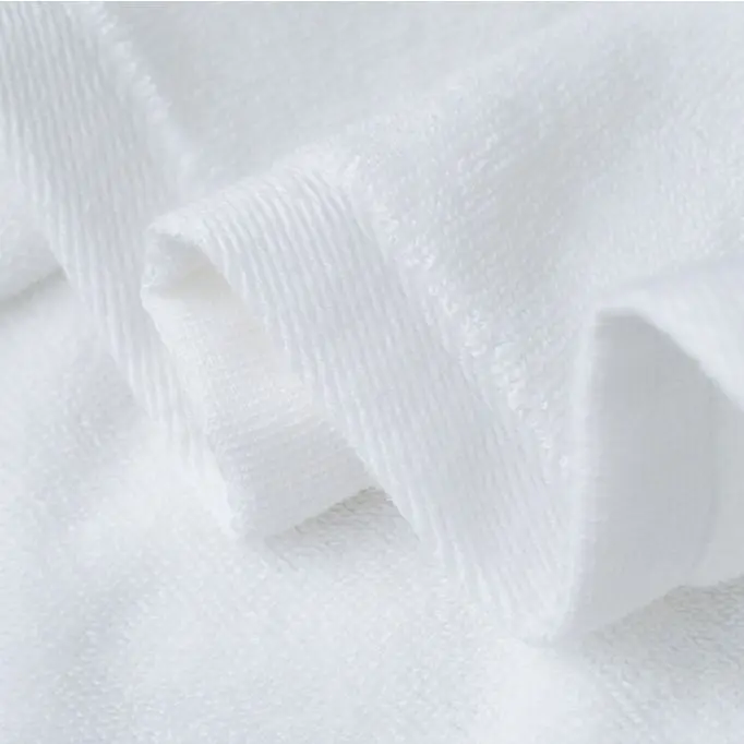 Customized Hilton Quality Bath Towel Sets Quick-dry White Cotton Bath Towels With Embroidered Logo Hotel Compressed Bath Towels