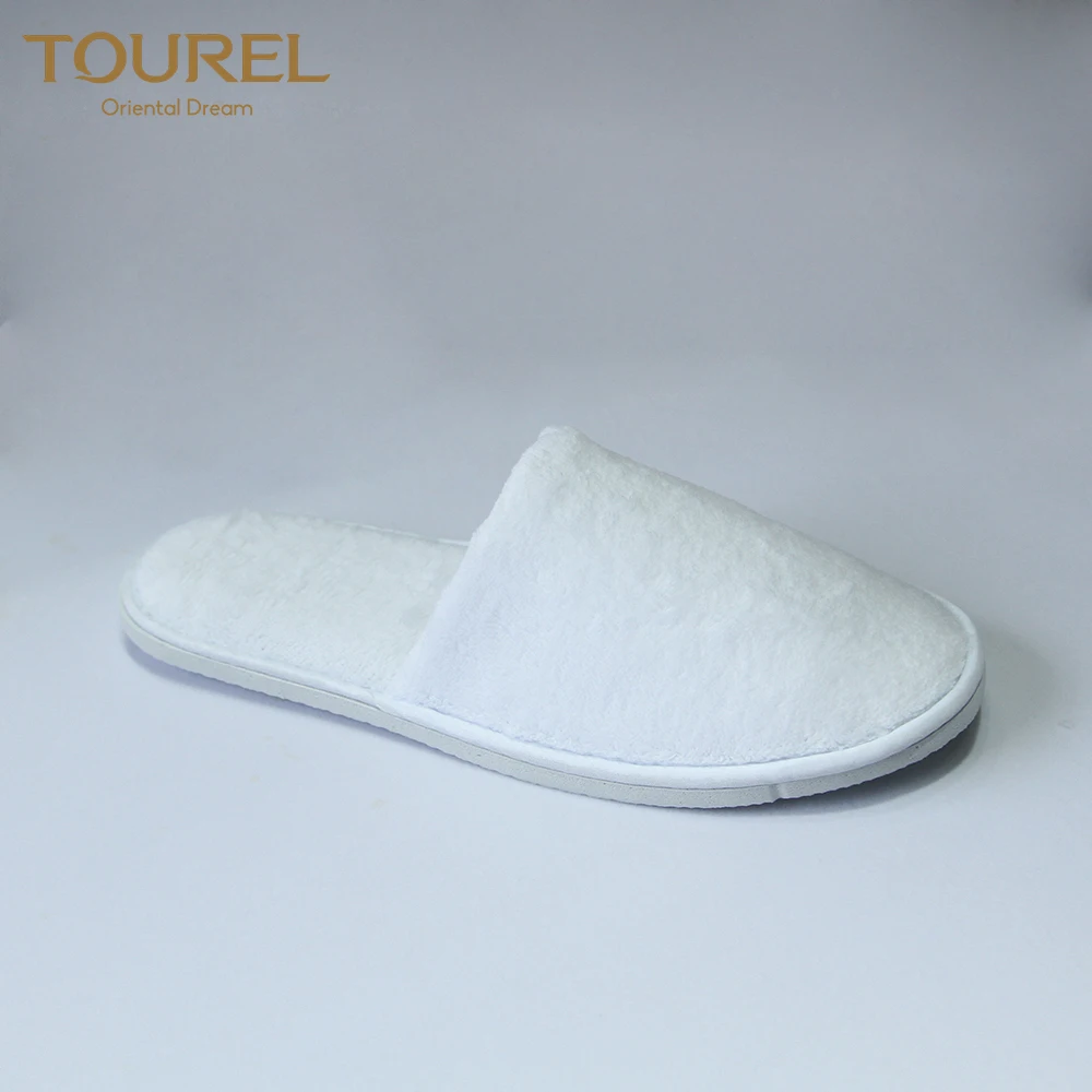 Five Star Indoor Room Guest Luxury Soft Eva Disposable Supply Hotel Slippers For Adults In Winter