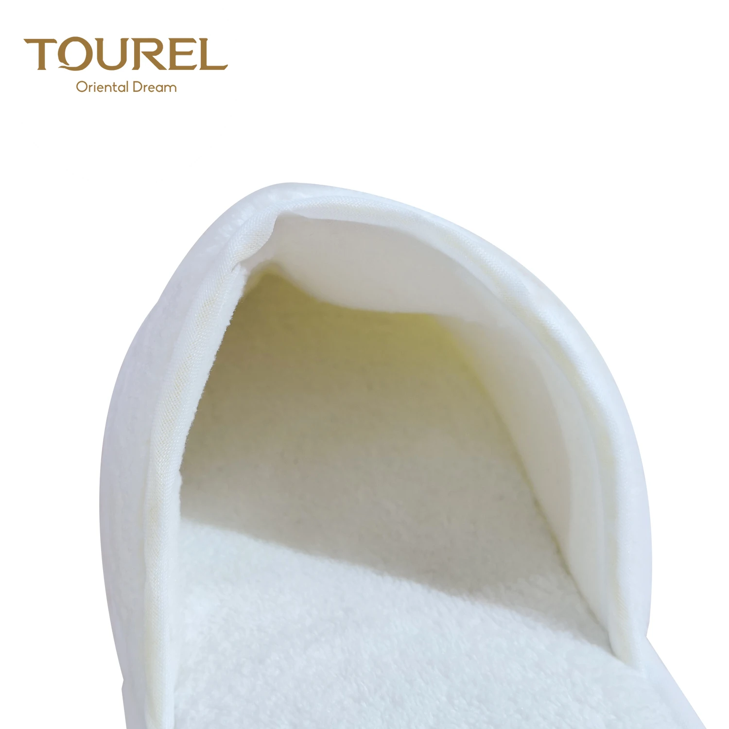 Yangzhou Customizable Coral Fleece Disposable Hotel Slippers With Embroidered Logo