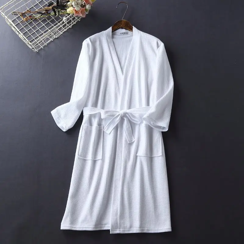 Albornoces de felpa blanca baratos de China para hoteles de 5 estrellas